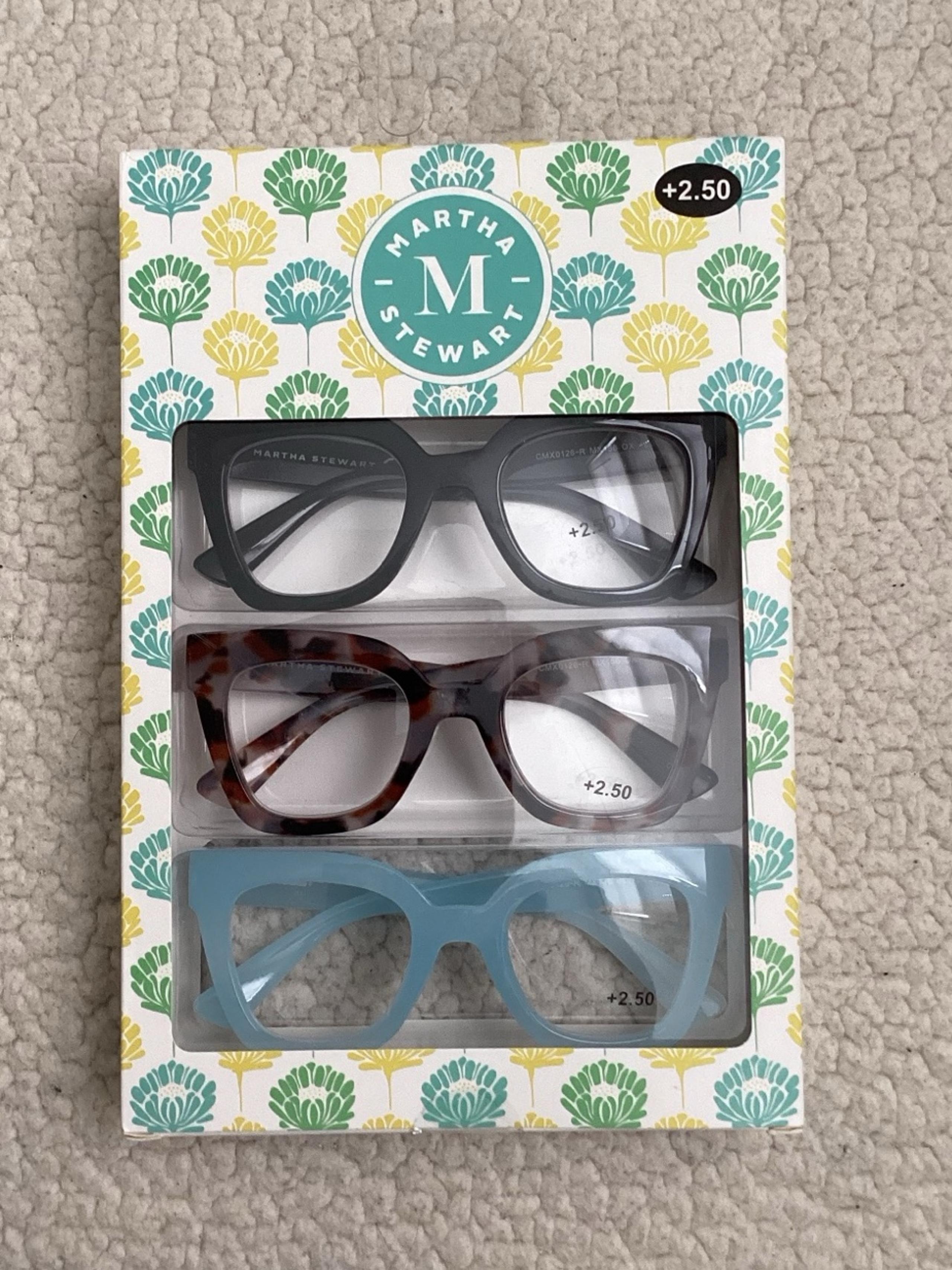 Martha Stewart Premium Reading Glasses Collection, 2.50, NIB,  3 pack