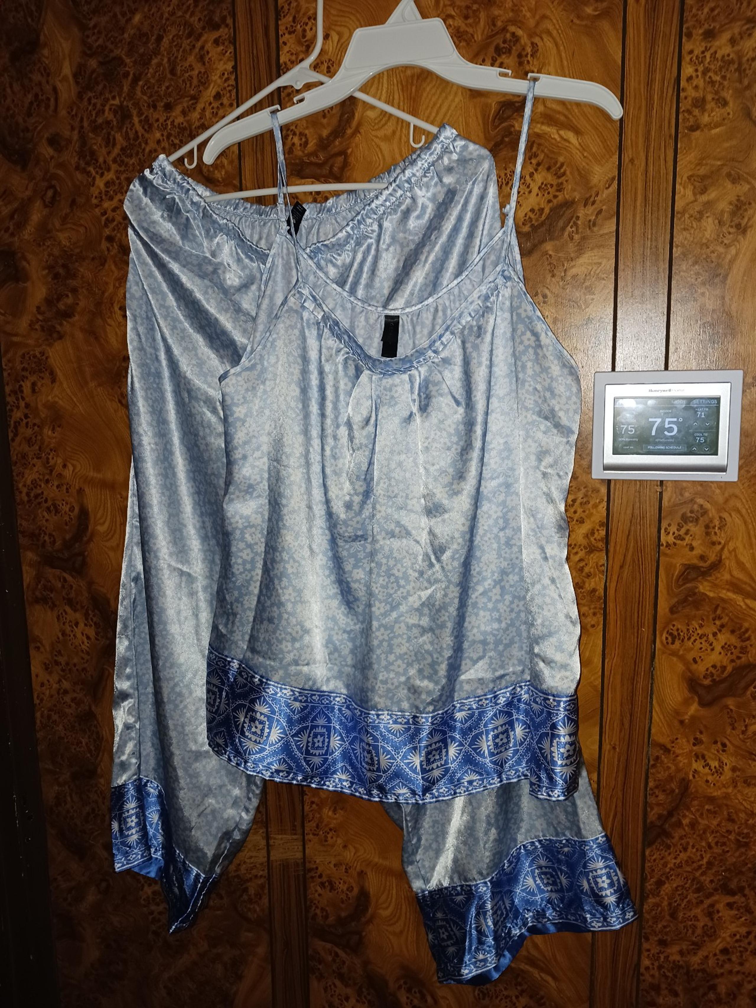GEORGE women's spaghetti strap top Capri bottoms pajamas drwstr satin floral XL