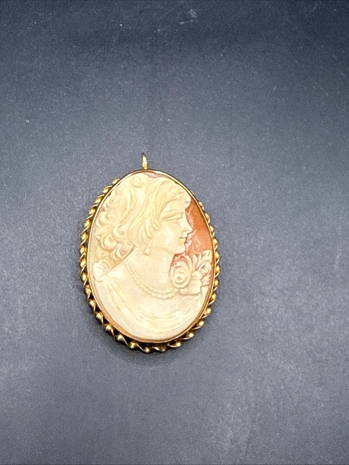 Brooch Vintage 12k Gold Filled Cameo 071824@