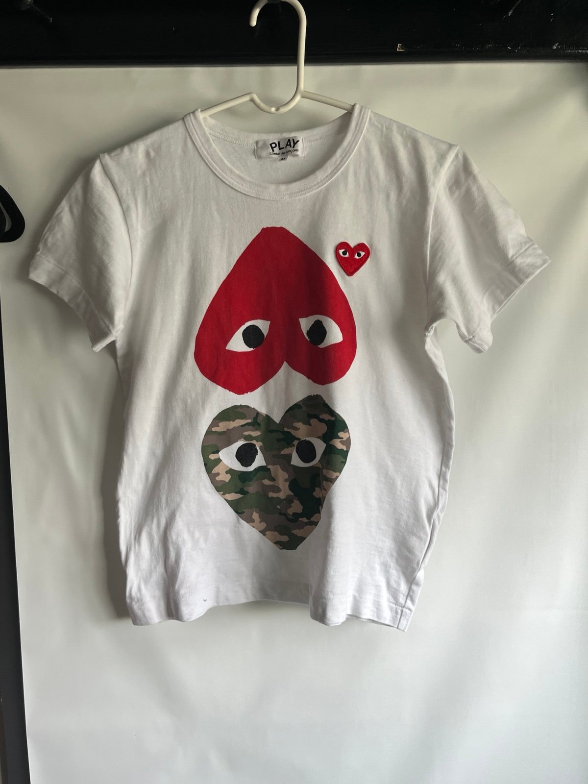 commes des garcons play tee youth medium