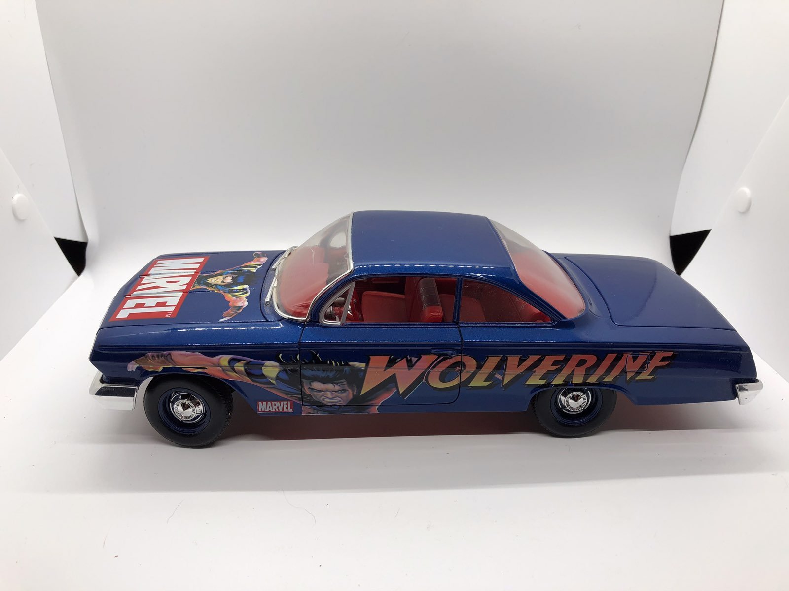 Maisto Marvel WOLVERINE 1962 Chevrolet