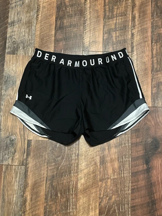ClothingActivewear Shorts