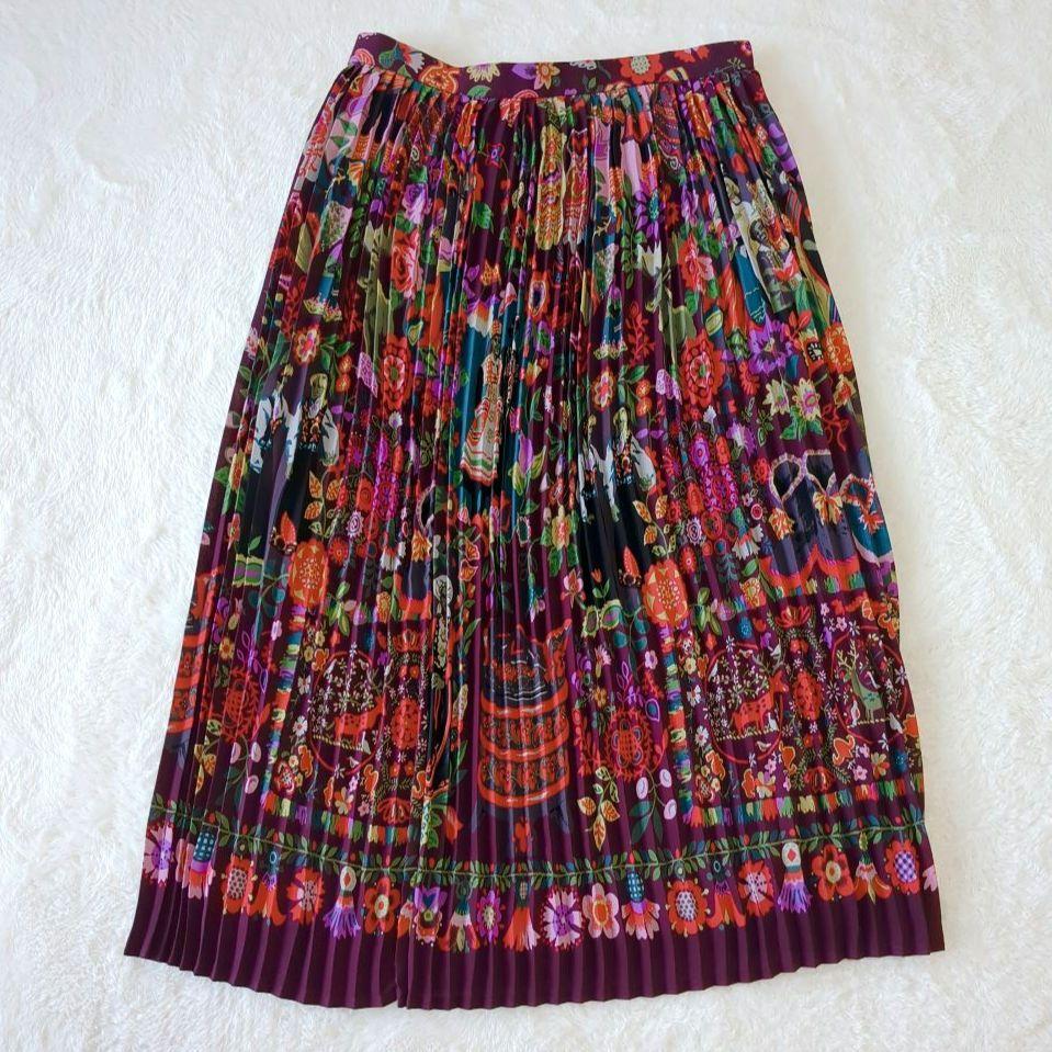 Tokuko Premiere Vol. Pleated Skirt, All-Over Print, Long, Size 9, Washable