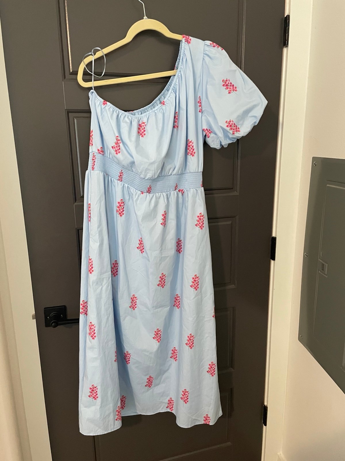 Ladies dress