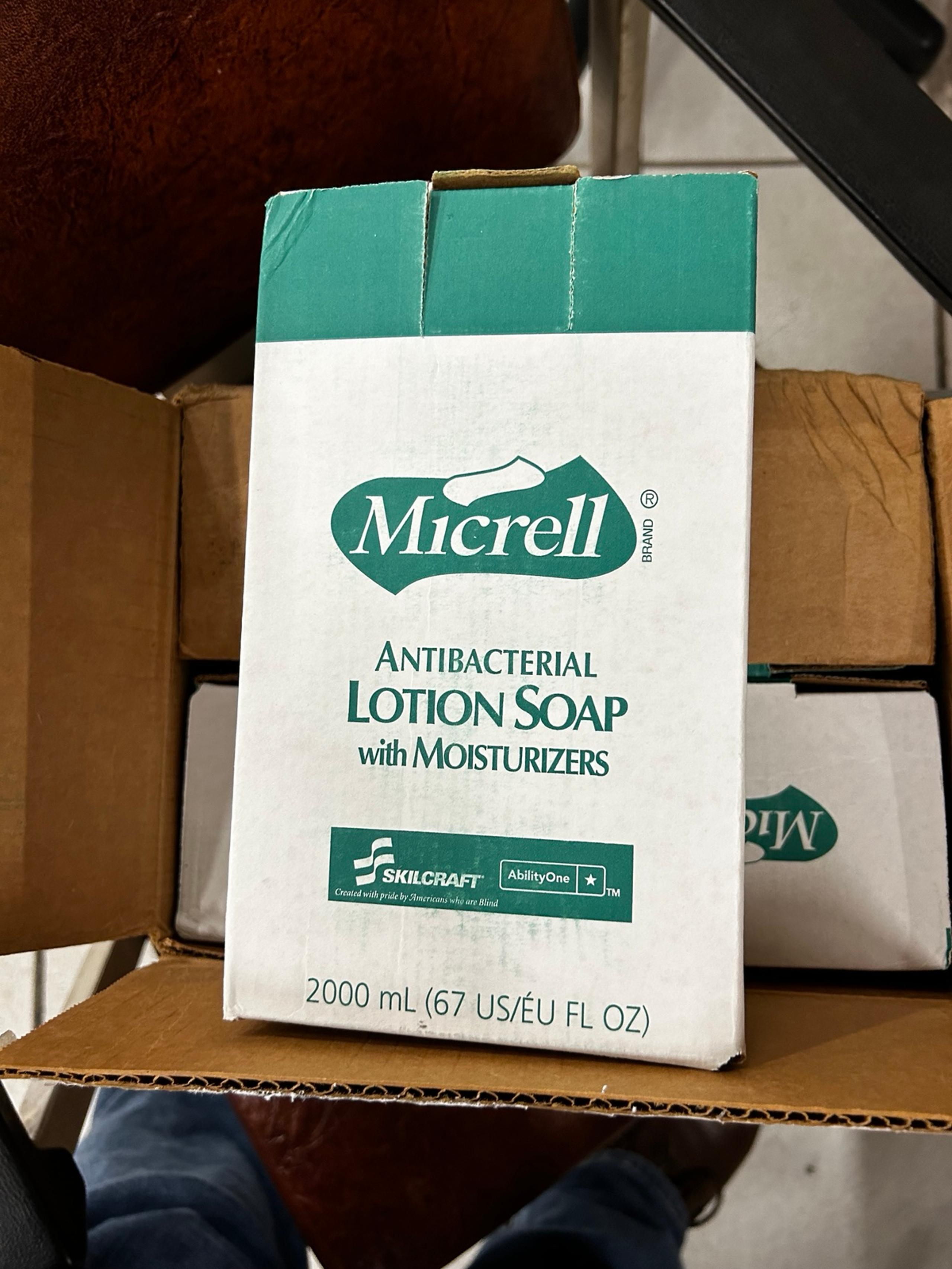 Micrell GOJO Antibacterial Lotion Soap  -  2000 mL -- REFILL