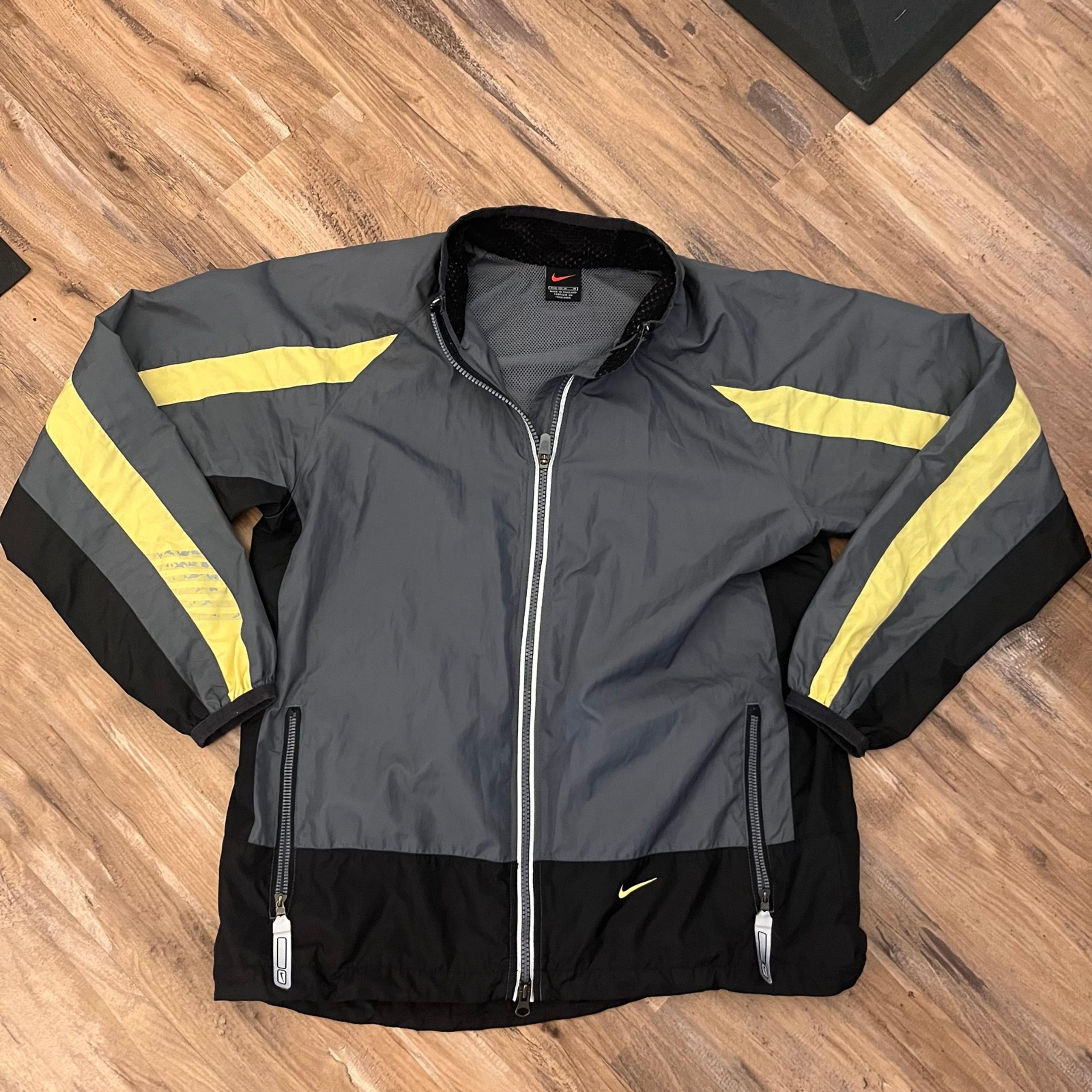 Womens vintage nike running mini check striped windbreaker jacket sz M gray