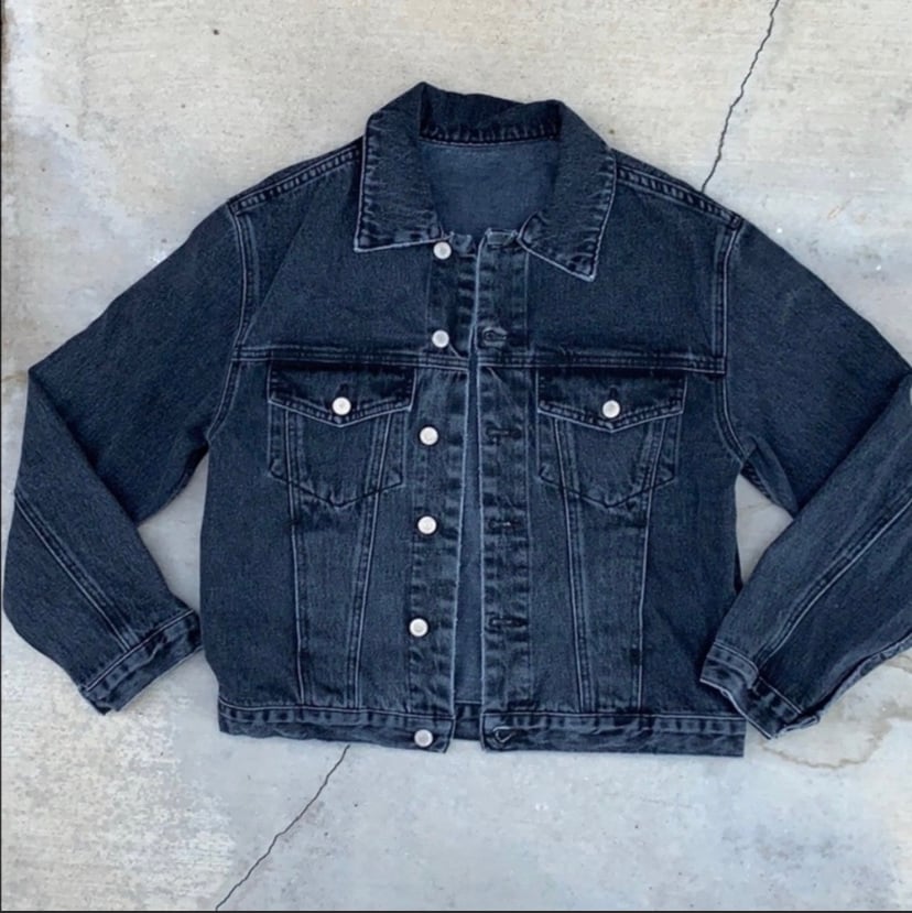NWOT Brandy Melville grey denim jacket