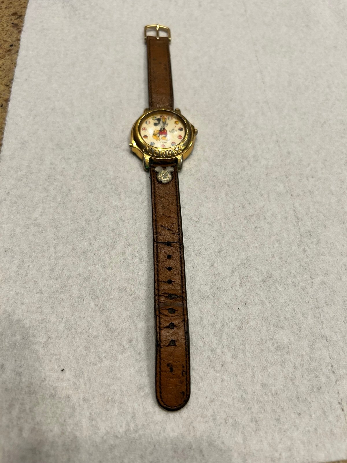 Vintage Mickey Mouse Lorus Small World International Watch