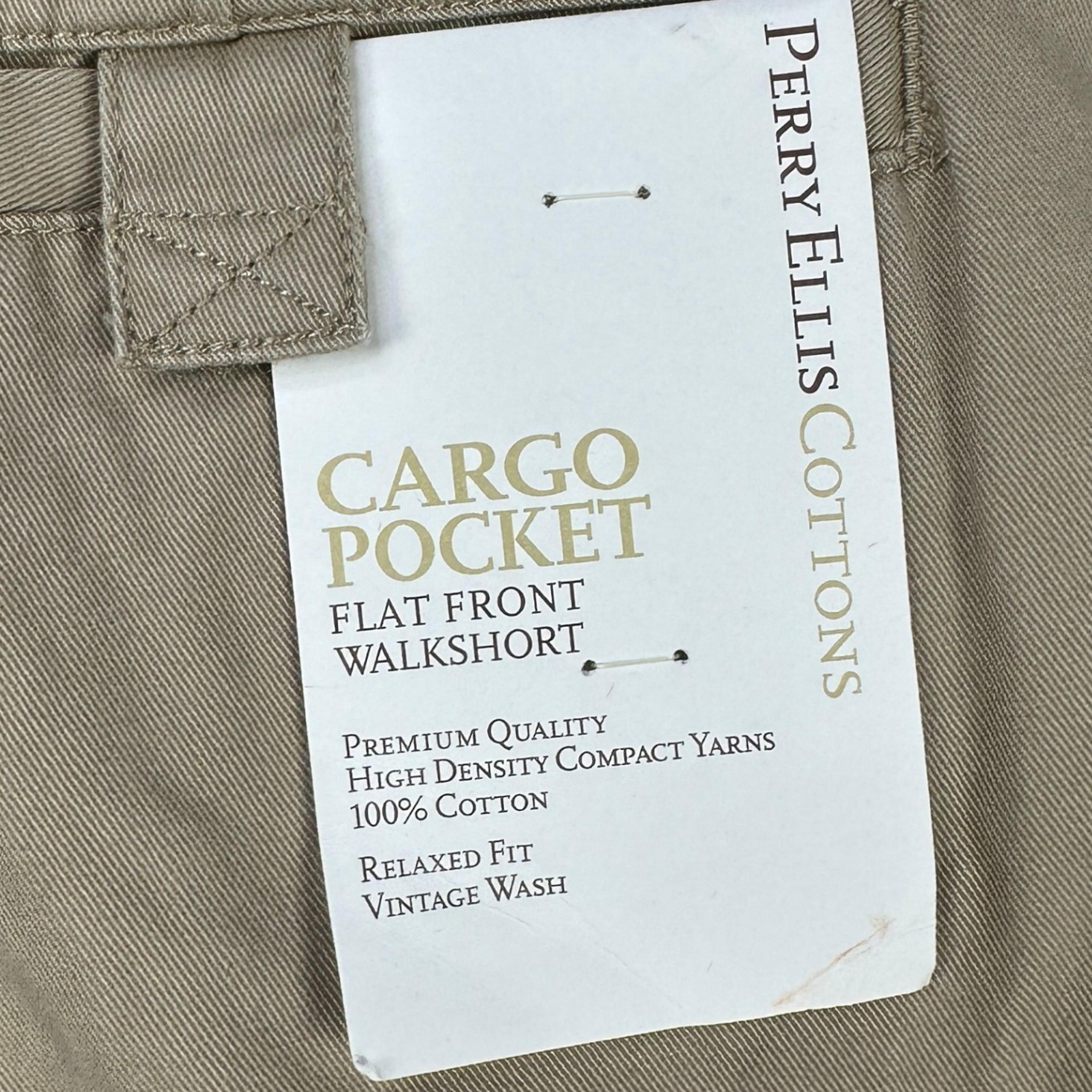 Perry Ellis Mens Cargo Walk Shorts 38 Tan Relaxed Fit Flat Front 100% Cotton NEW