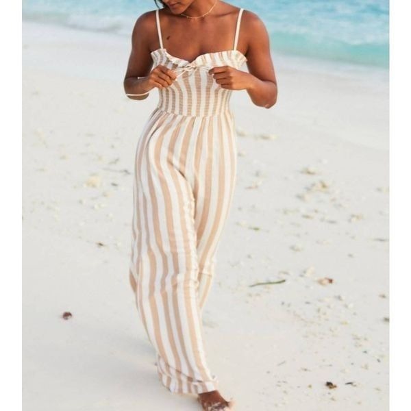 NWT Billabong Jumpsuit Women's Medium Beige Forever Fields Smocked Stripe Beach