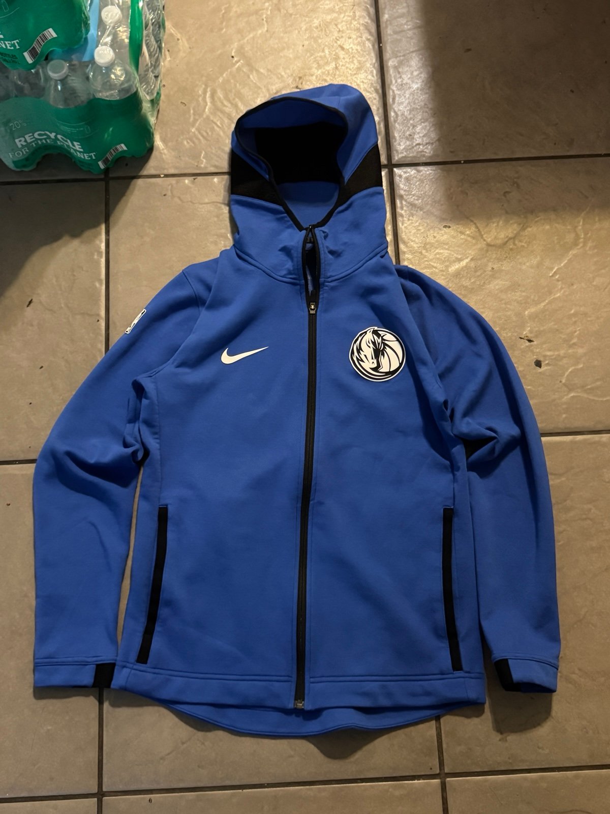 Nike dri fit mavericks sweater