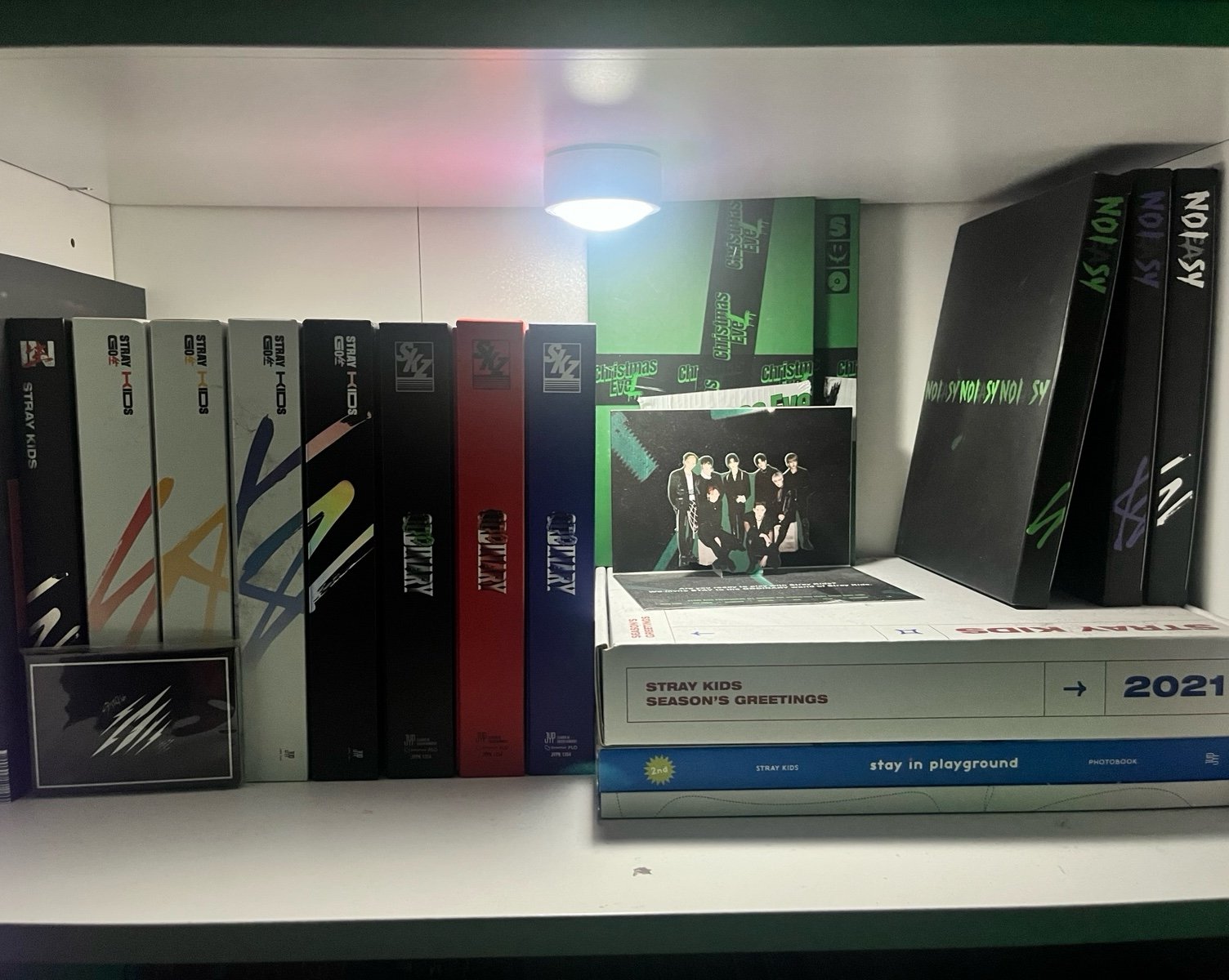 Stray kids albums (DO NOT BUY LISTENING)