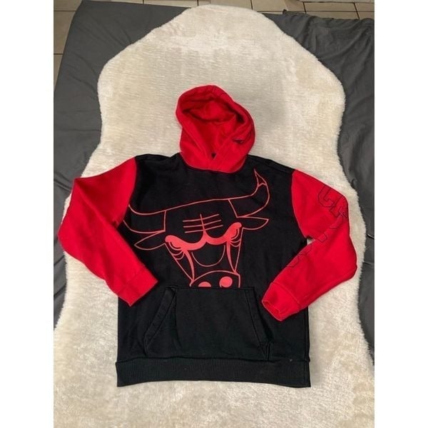 Hollister X NBA Chicago Bulls Mens Red Black Hoodie Sweater Size Medium