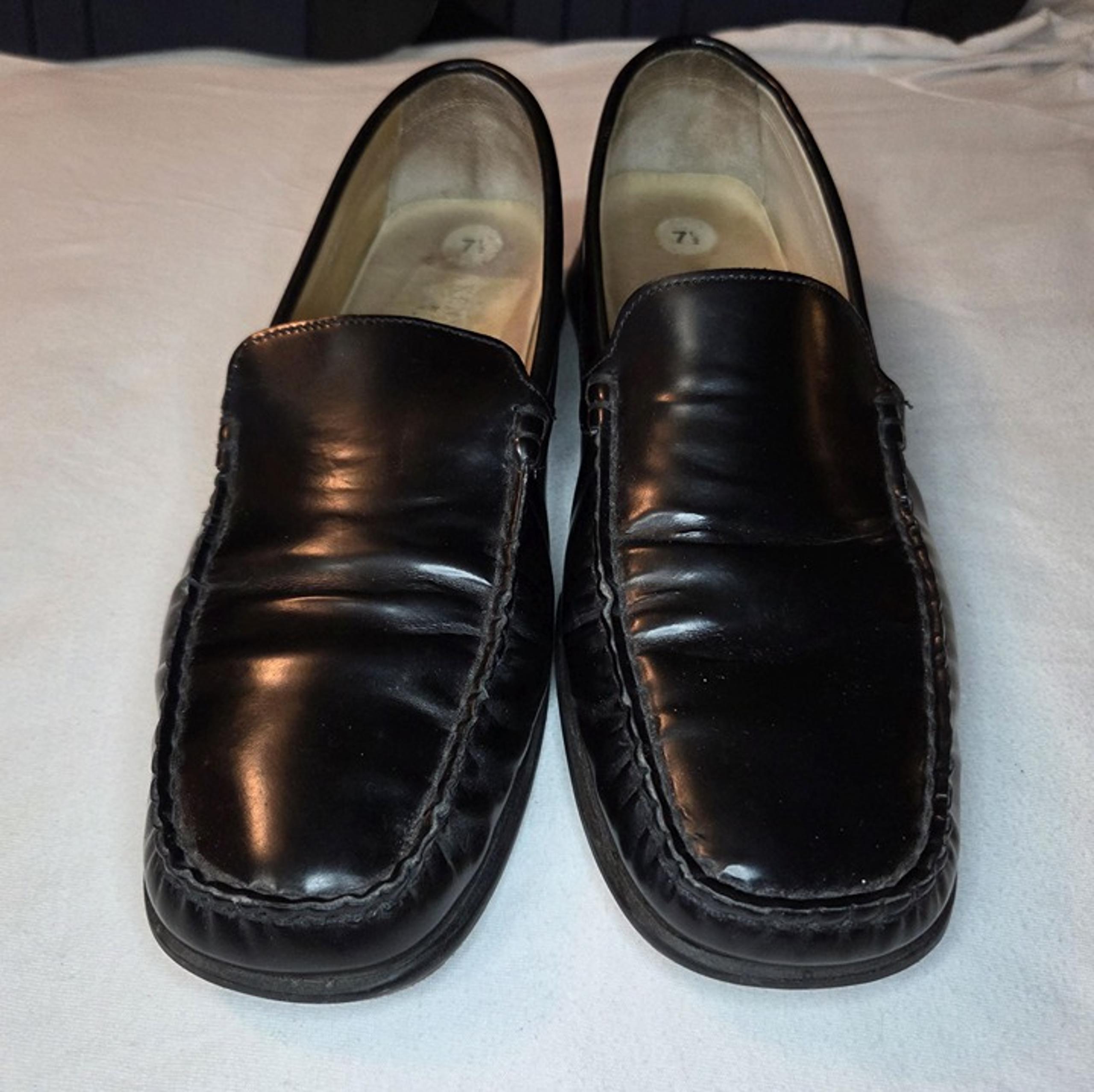 Kenneth Cole New York vintage quality black leather slip-ons womens shoes 7.5