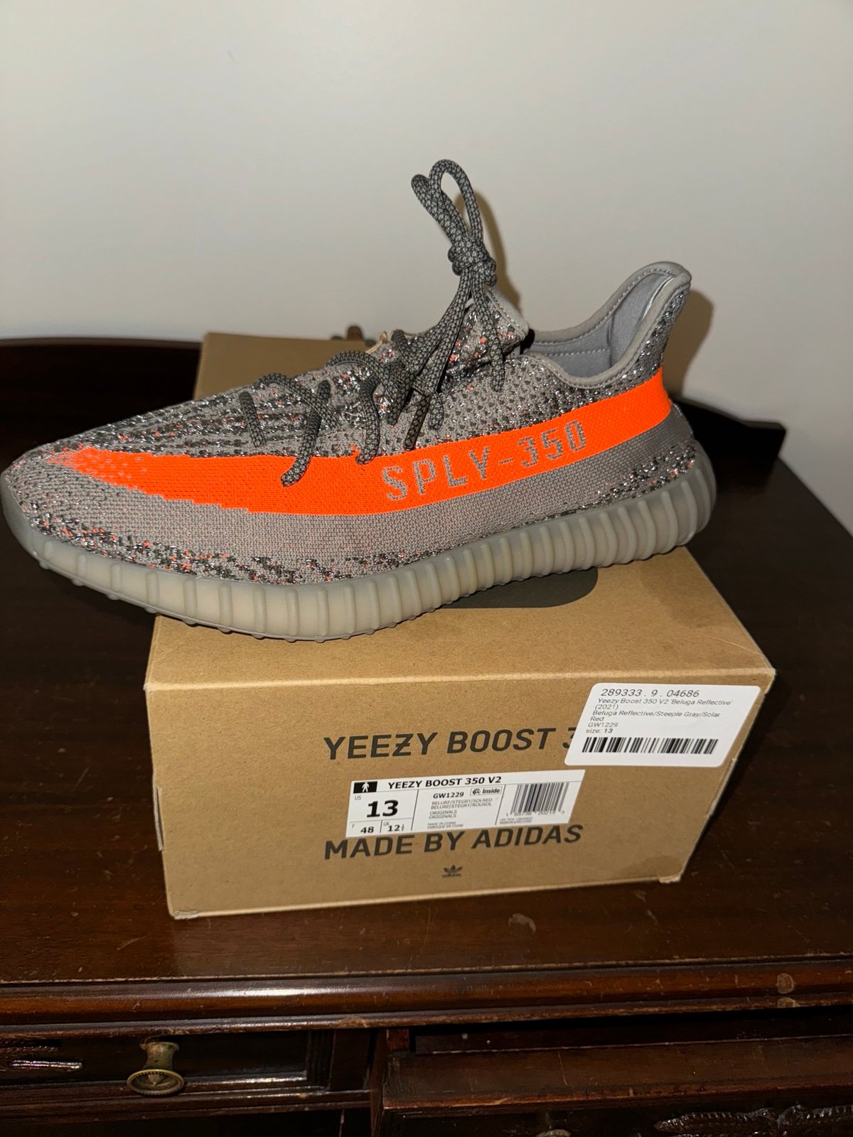 350 V2 adidas beluga Yeezy reflective