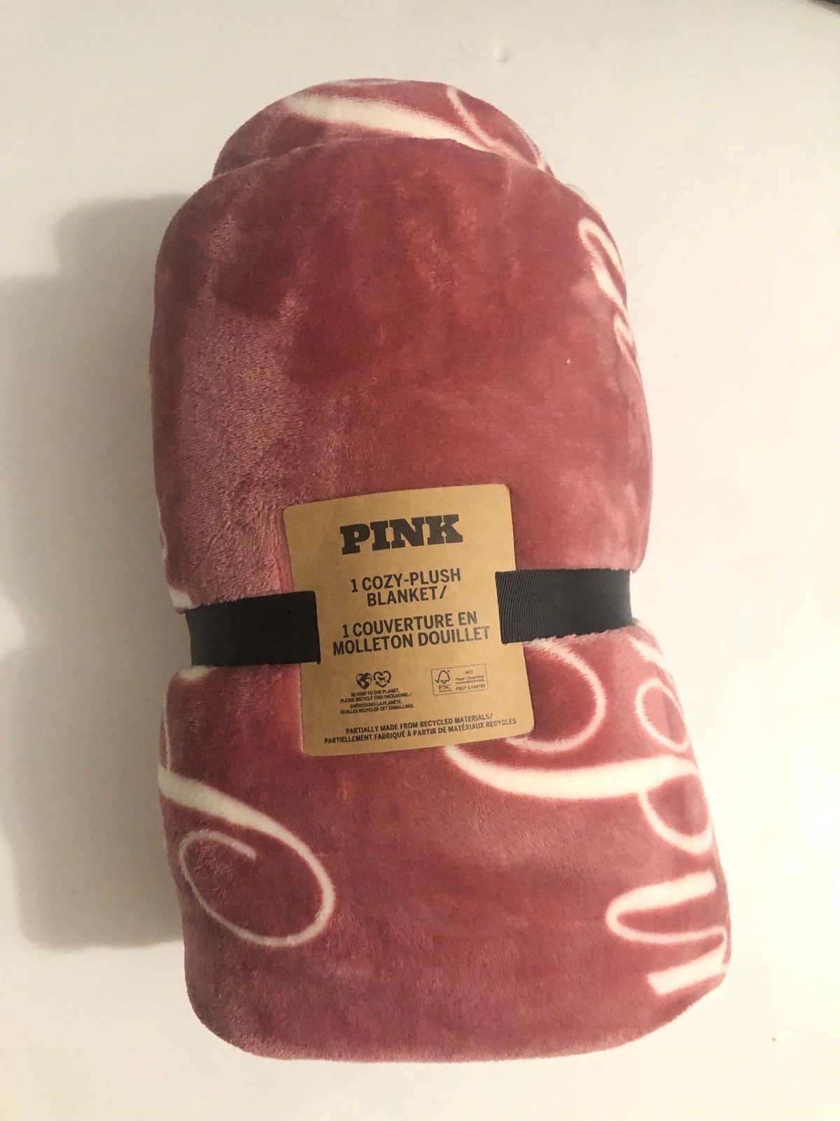 Victoria’s Secret PINK Cozy Sherpa Blanket & Logo Print NWT