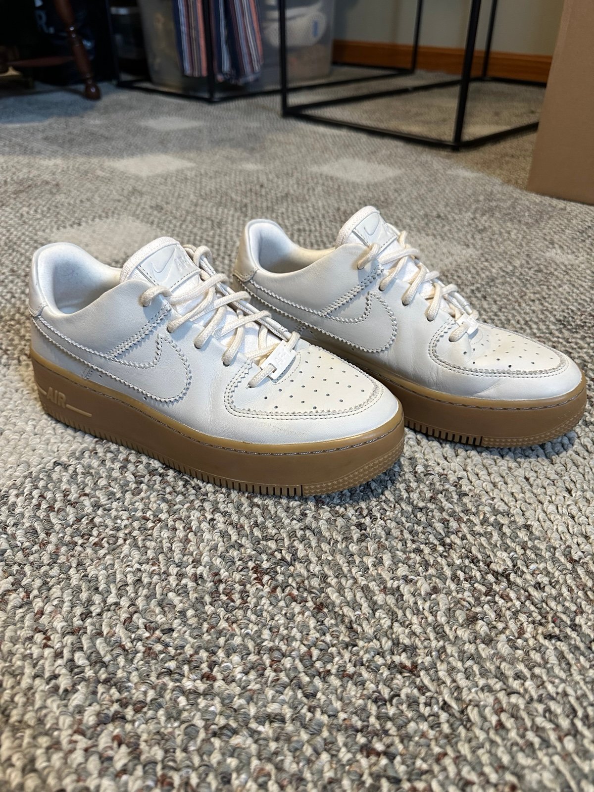 Nike Air Force 1 Sage Low LX