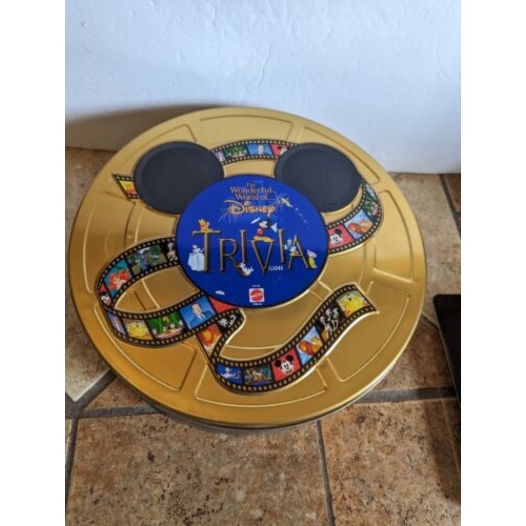 1997 The Wonderful World of Disney Trivia Game Mattel Trivia Metal Tin & CD ROM