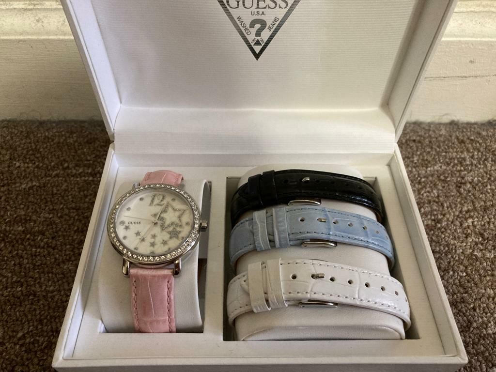 GUESS WATCH