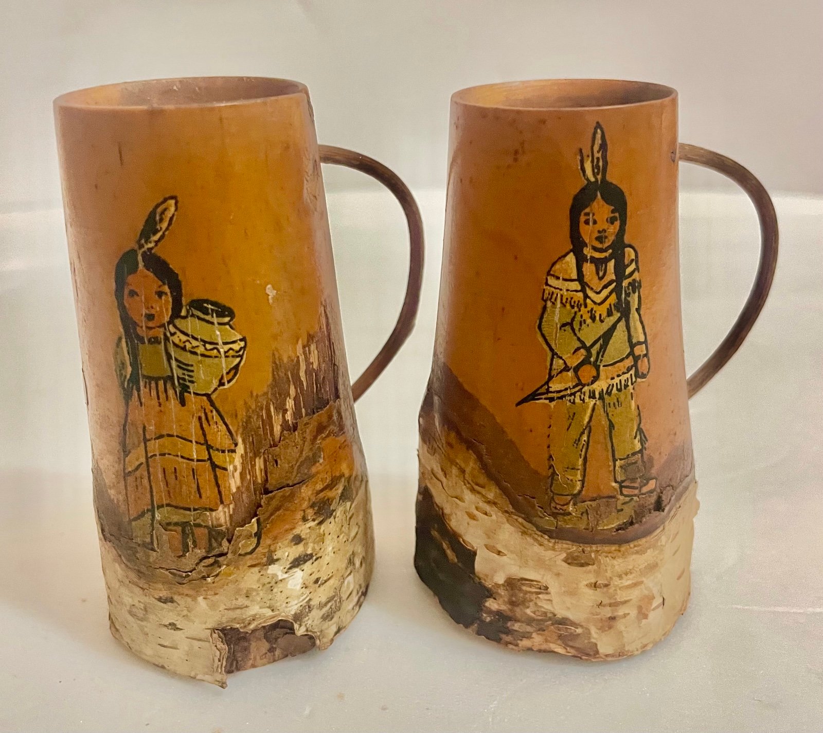 Vintage 1930’’s Catskills Mountains Folk Art Wooden Mug