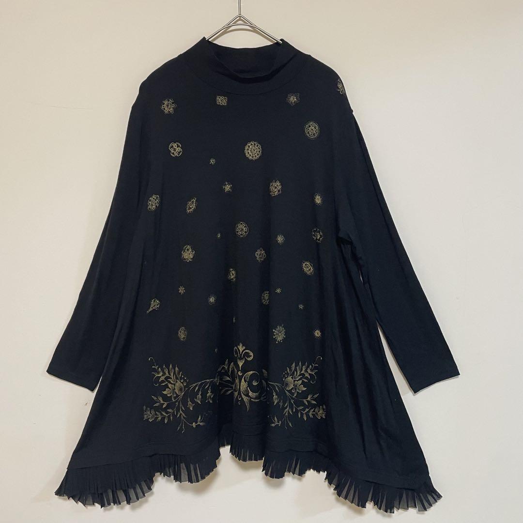 TOKUKO 1st VOL Deformed Tunic Black x Gold Frill