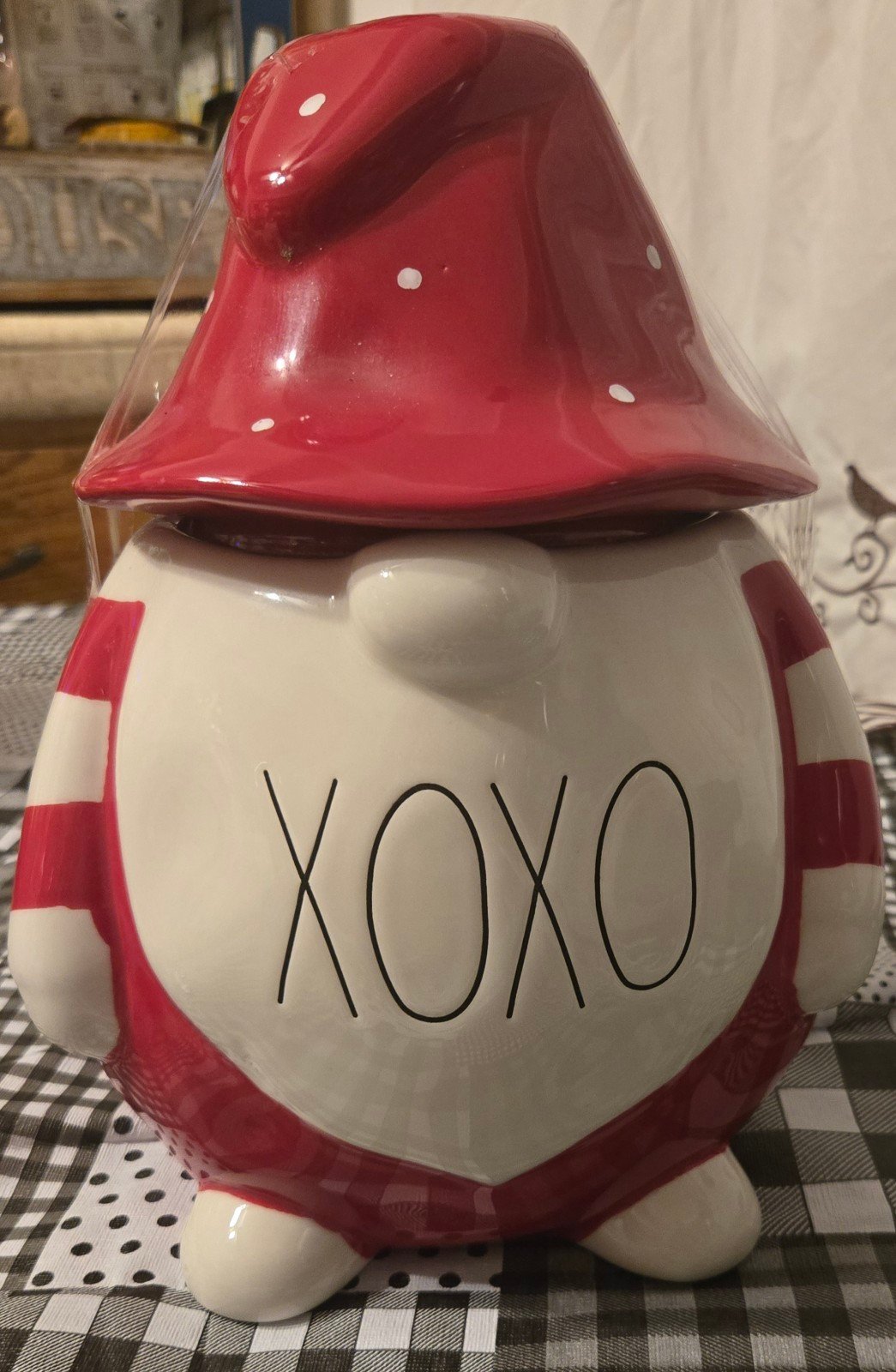 Rae Dunn 2021 Gnome XOXO Cookie Jar Made in China 10.5 Tall