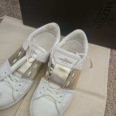 SALE Valentino Garavani sneakers shoes