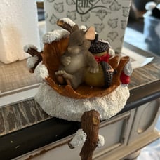 Charming Tails Fitz and Floyd Silent Night Stocking Holder 93/454