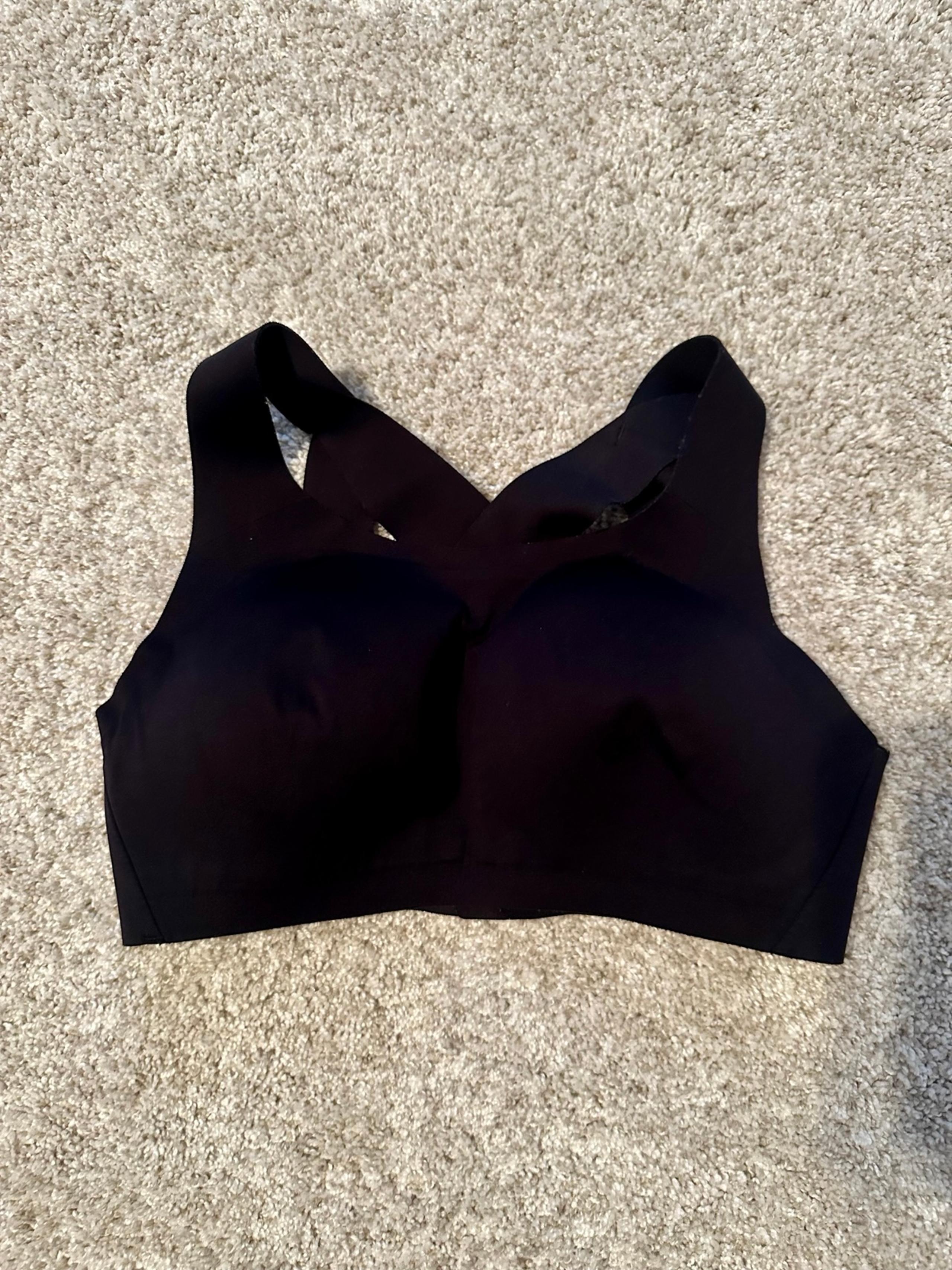 Lululemon athletica enlite sports bra