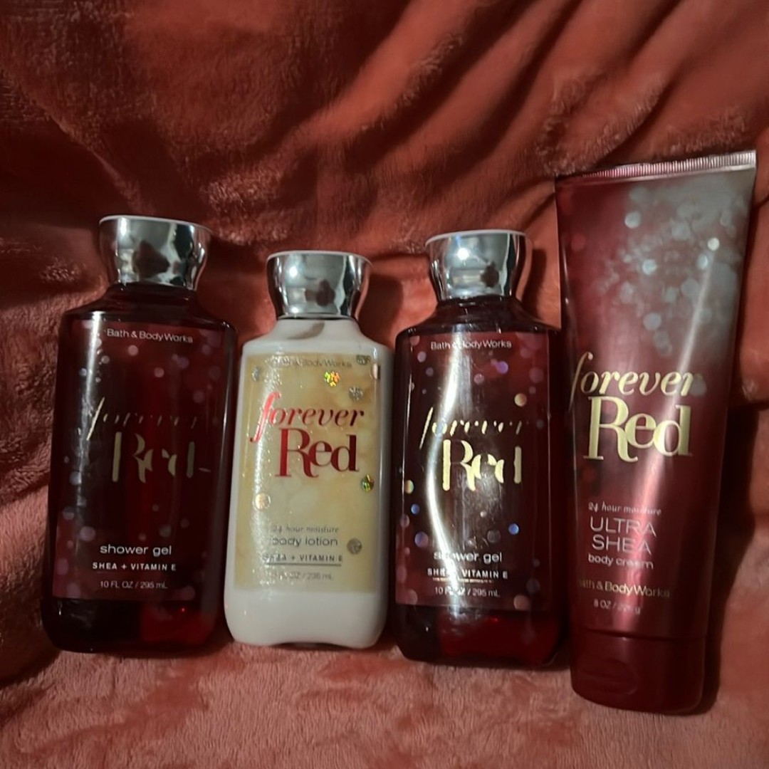 Bath & Body Works Forever Red 2 shower gel, 1 body lotion, 1 body cream NEW