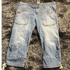 Y2K Guess Jeans Cropped Capri Pants Utility Pockets Light Wash Denim Size 32