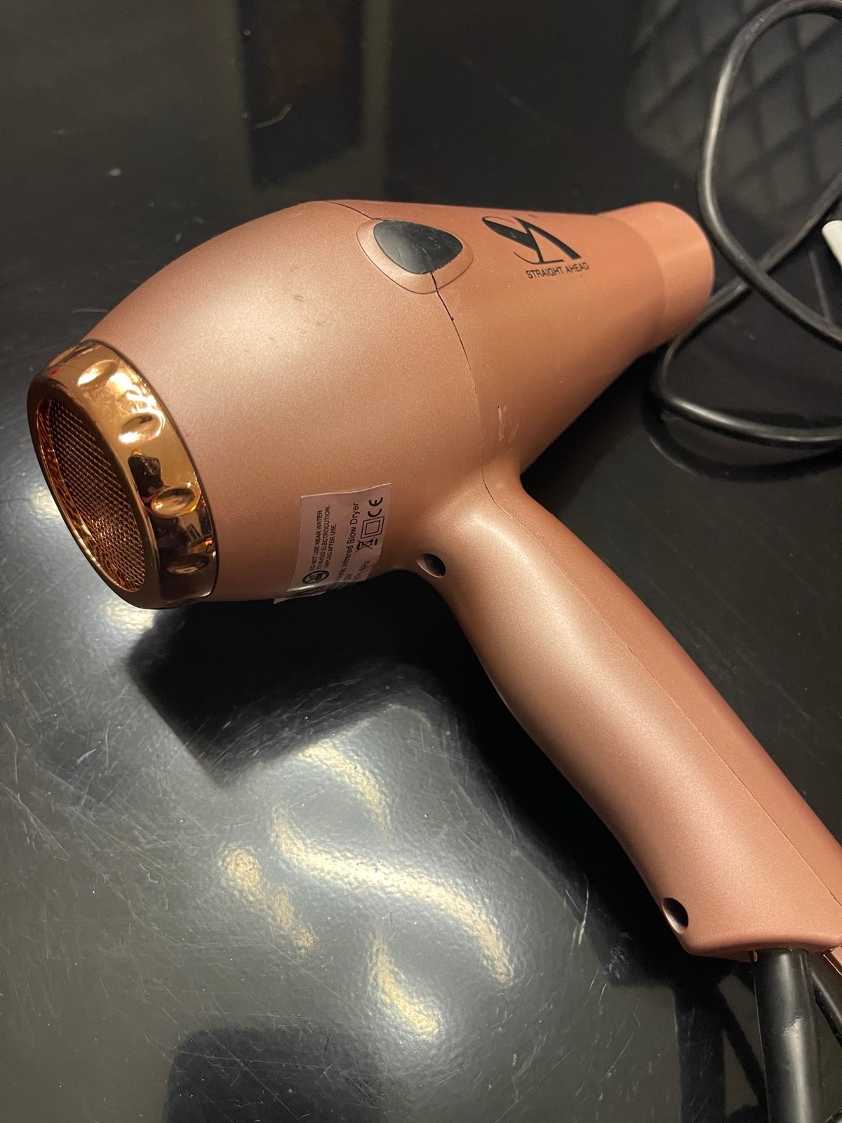 STRAIGHT AHEAD 3800 Turbo Infrared Blow Dryer Platinum Rose Gold MSRP: 485