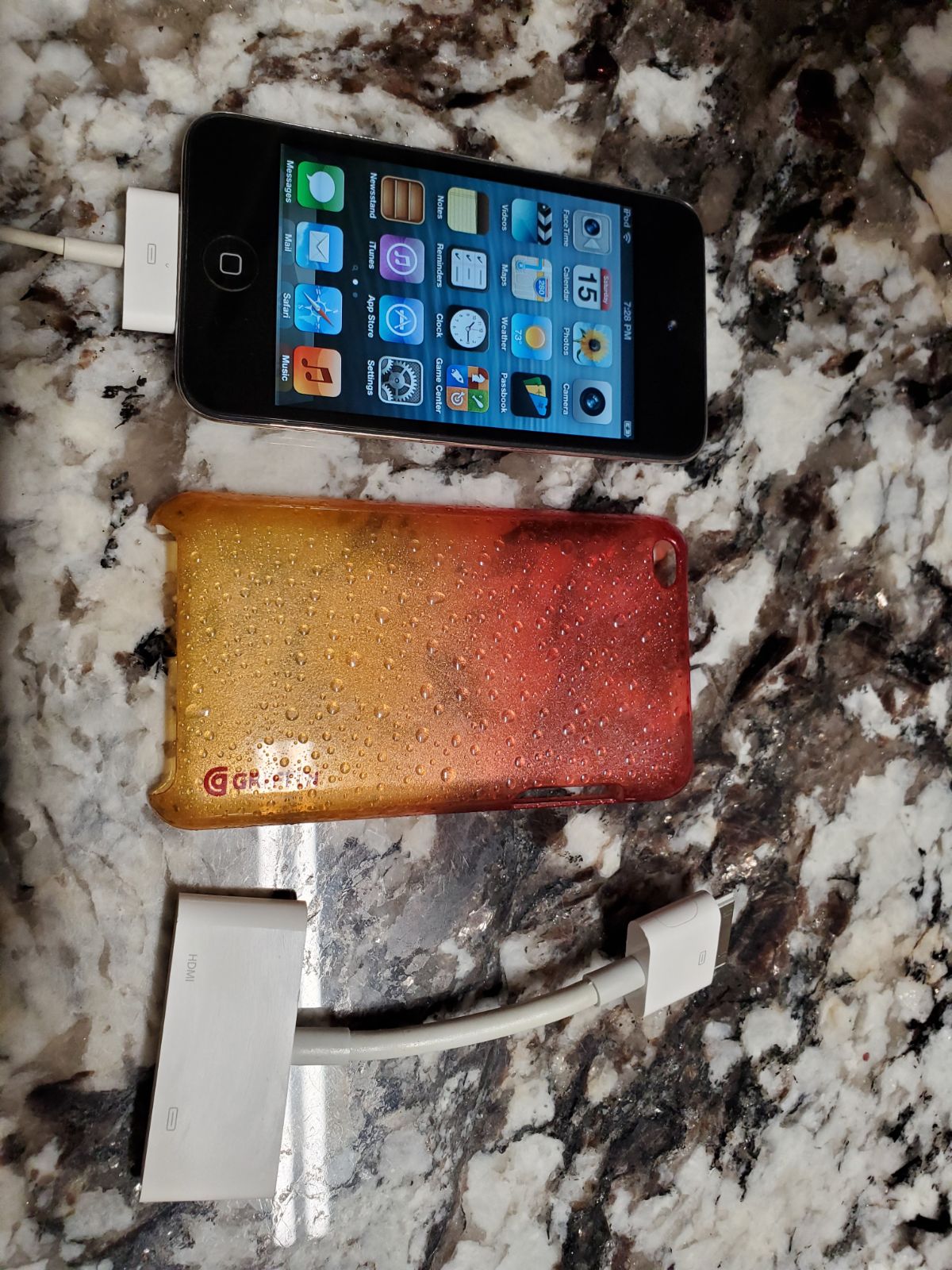 Apple iPod Touch 4th Generation 8GB