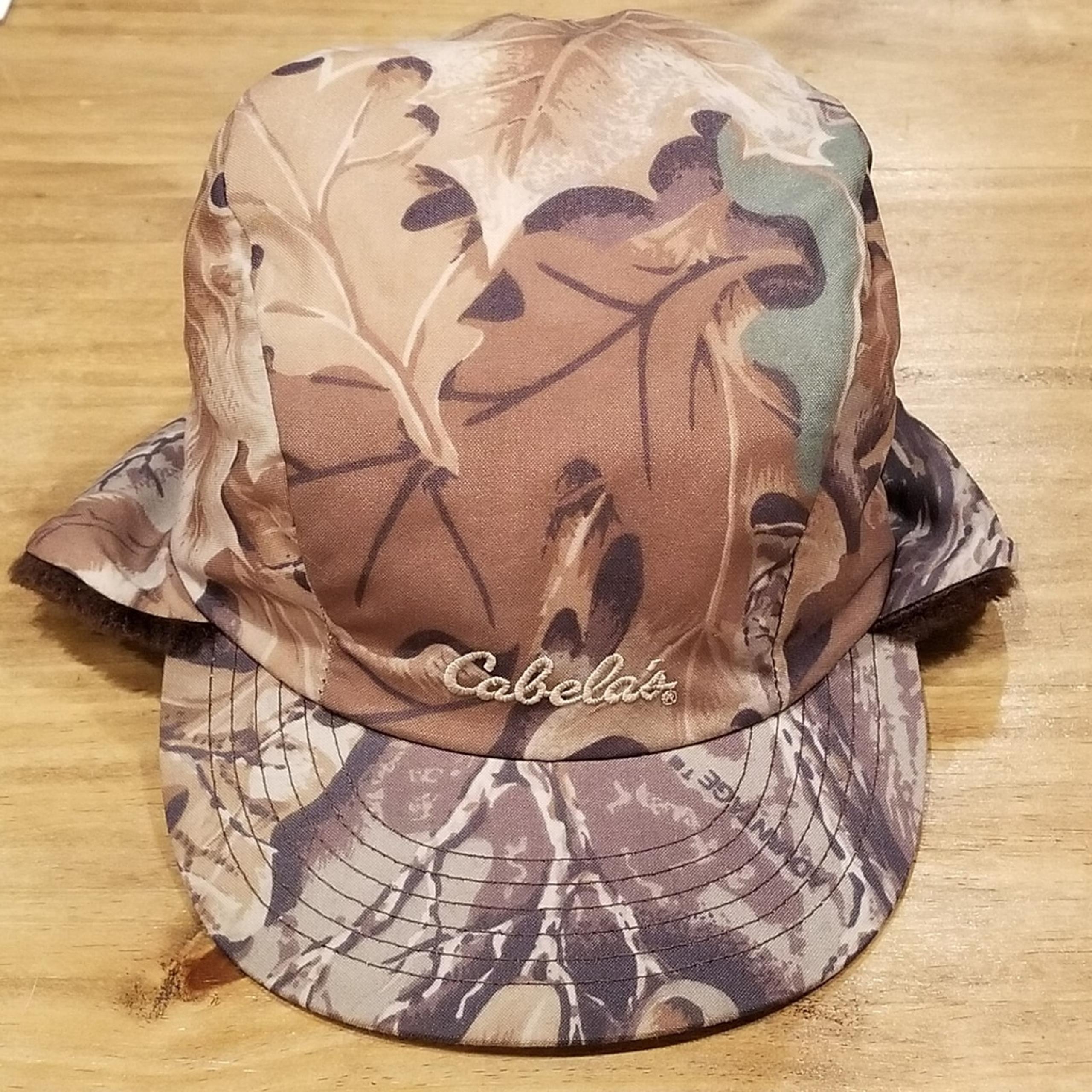 Vintage Cabela's Trapper Hat Sz M Made USA Leaf Camo Camouflage Ear Flaps Lined