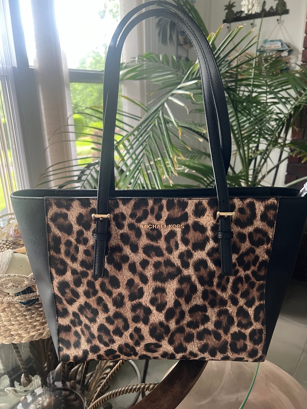 Michael Kors leopard purse
