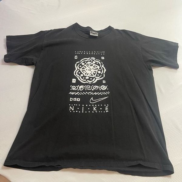 Vintage 90s Nike Aztec Art T Shirt Black Center Swoosh Large USA White Tag Y2K