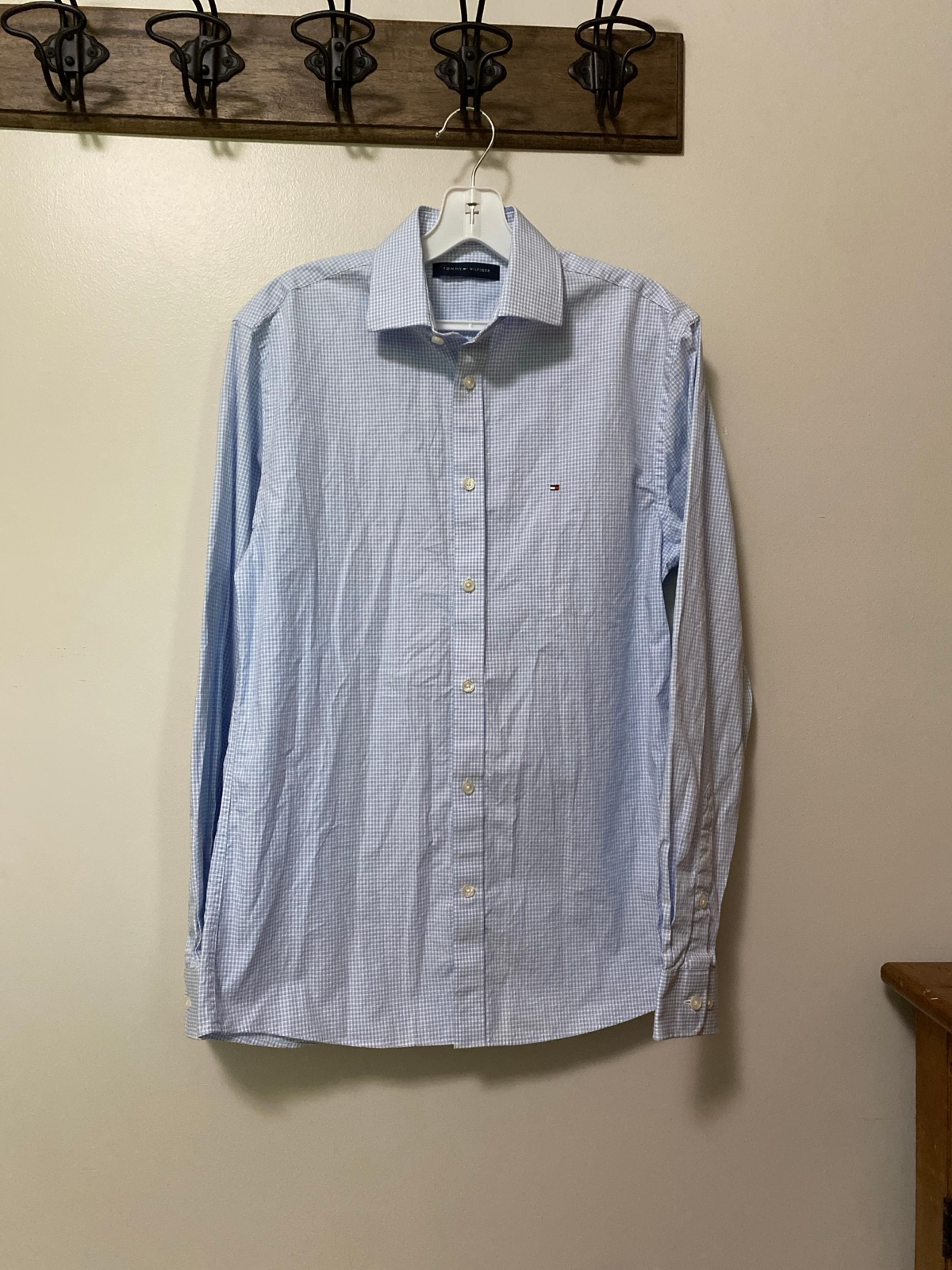 Men’s Tommy Hilfiger slim fit stretch LS button-down shirt 14 1/2 32/33