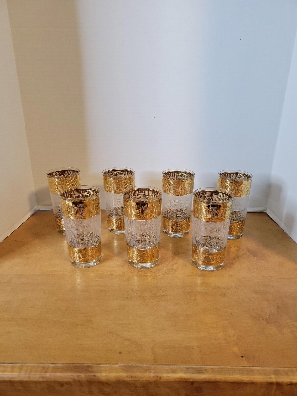 VTG Stunning tumblers, gold encrusted top and bottom embossed geometric pattern