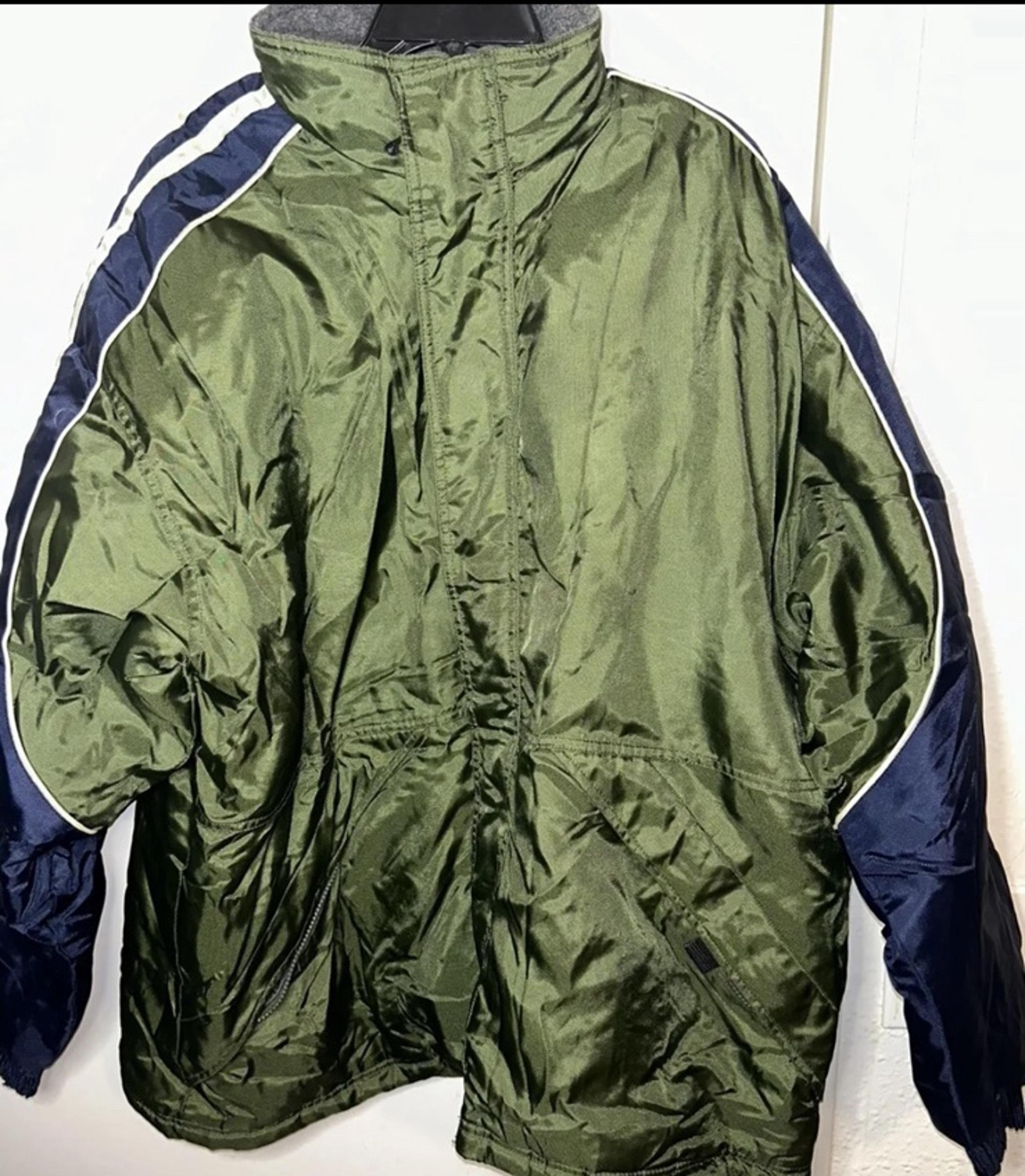 Bullhead Snowboard Ski Men's Insulated Jacket Coat Green Blue XL Heavy