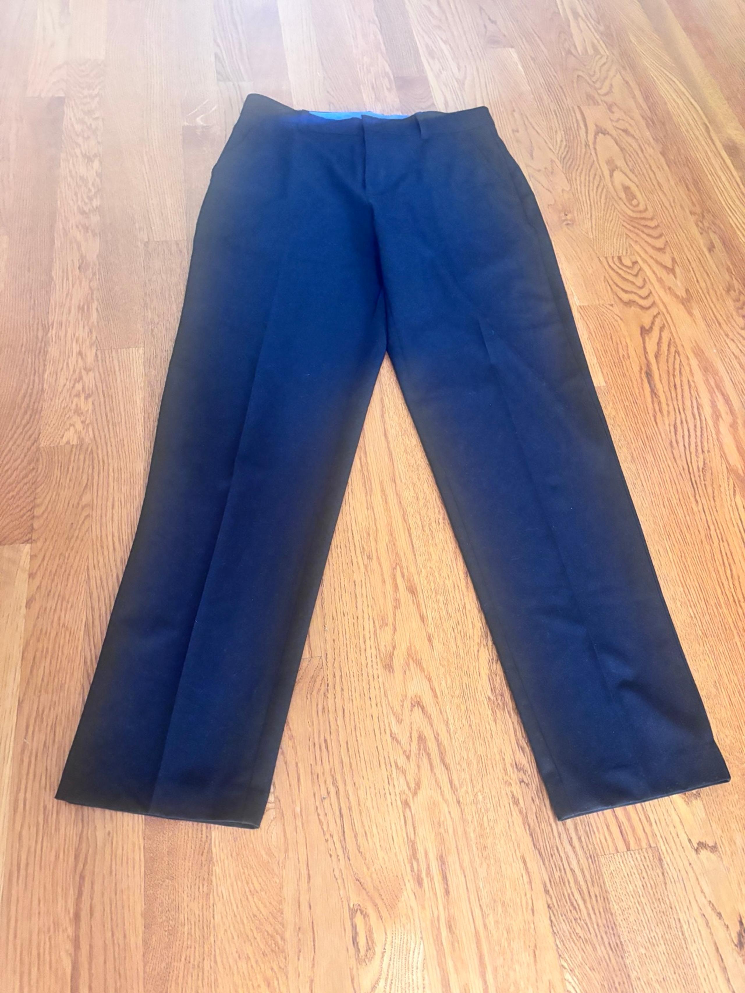 Men’s/ BIG boys suit- Size 20big boys/ mens small