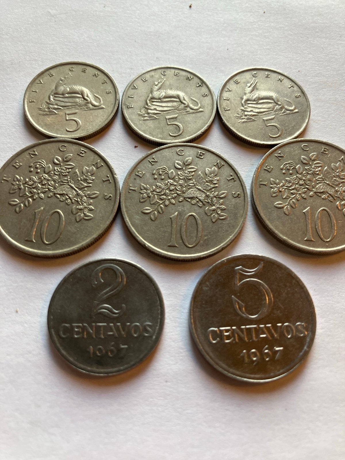 Coins Foreign lot of eight