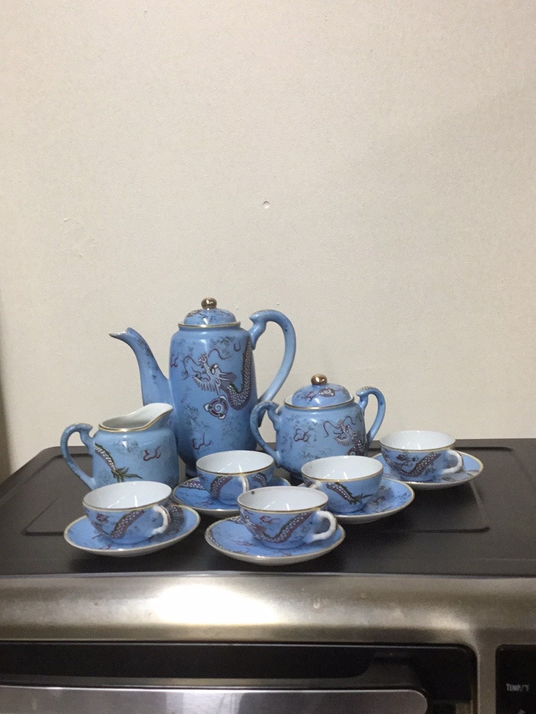 13 pc. Tea party sets