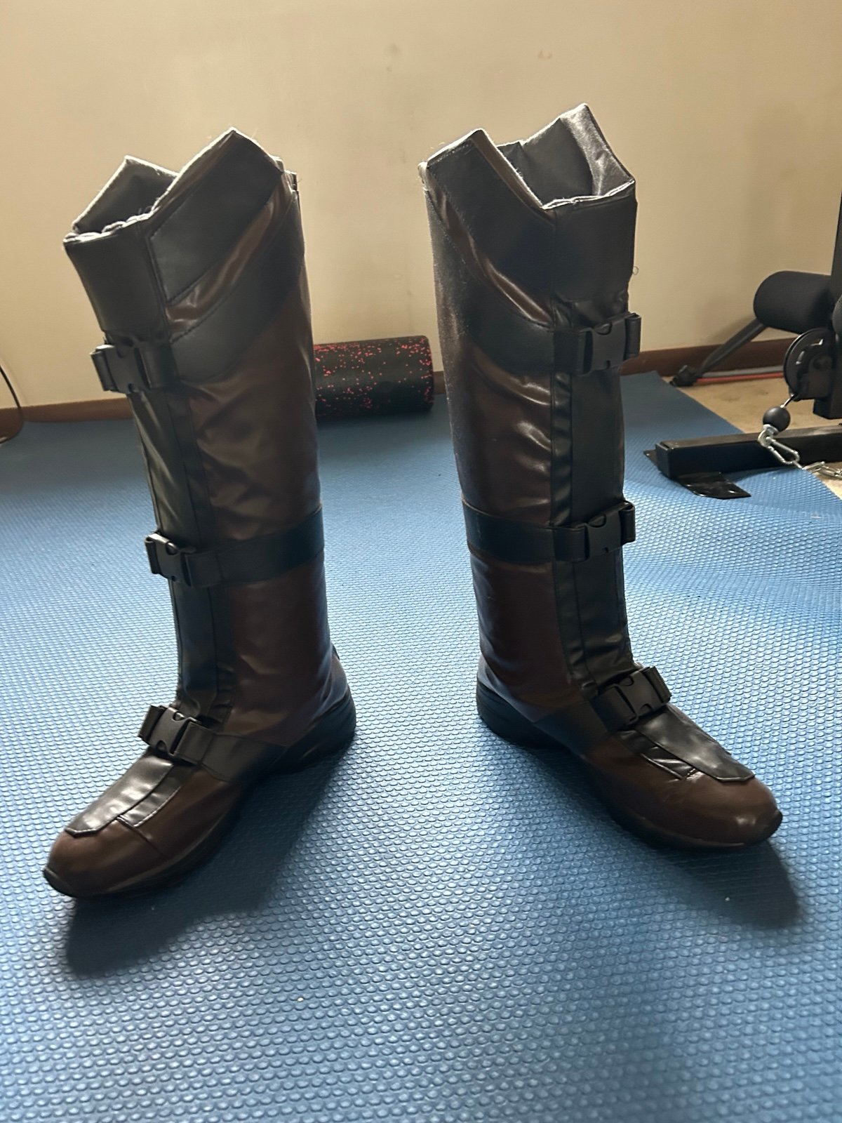 Wolverine cosplay boots