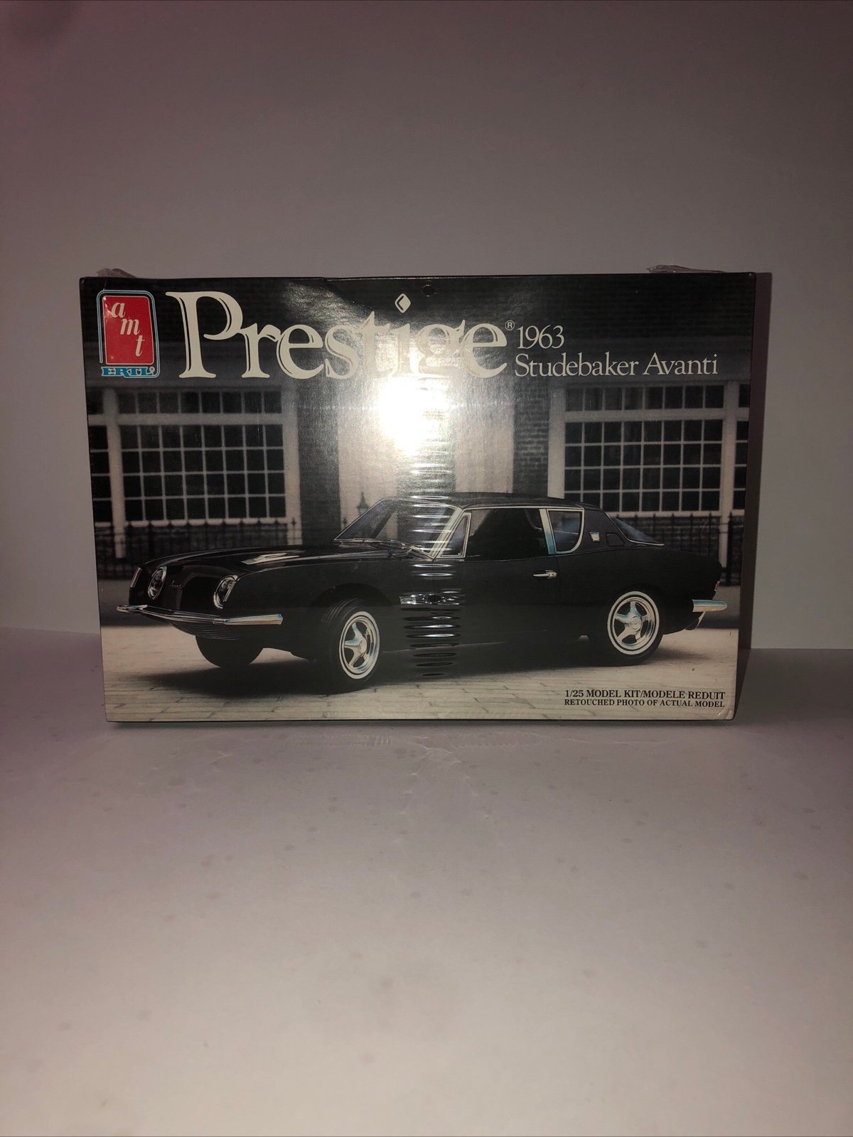 1963 Studebaker Avanti (Sealed Box)