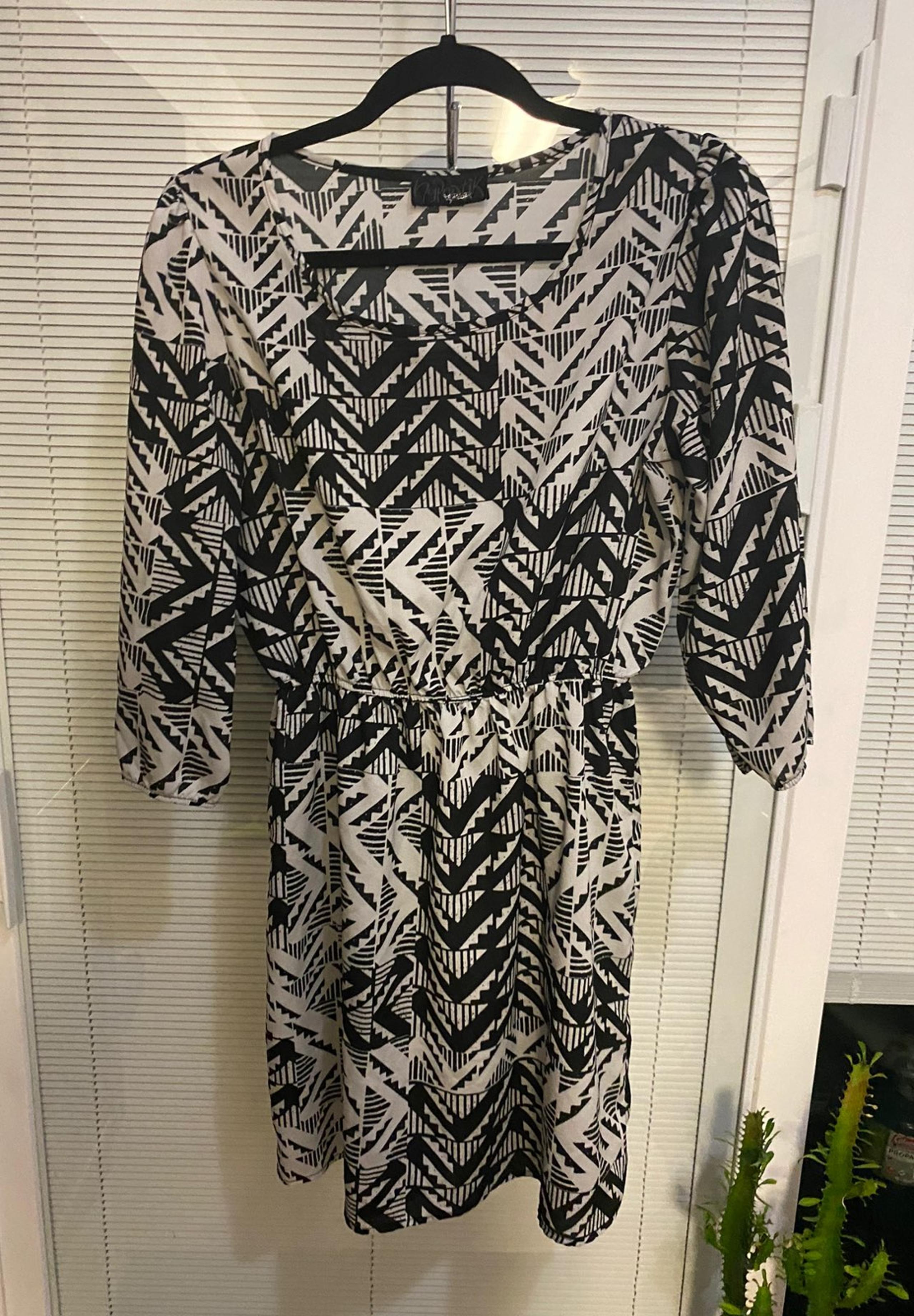 Black and White Long Sleeve Dress M/L