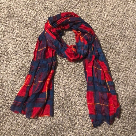 Pieces Plaid Scarf