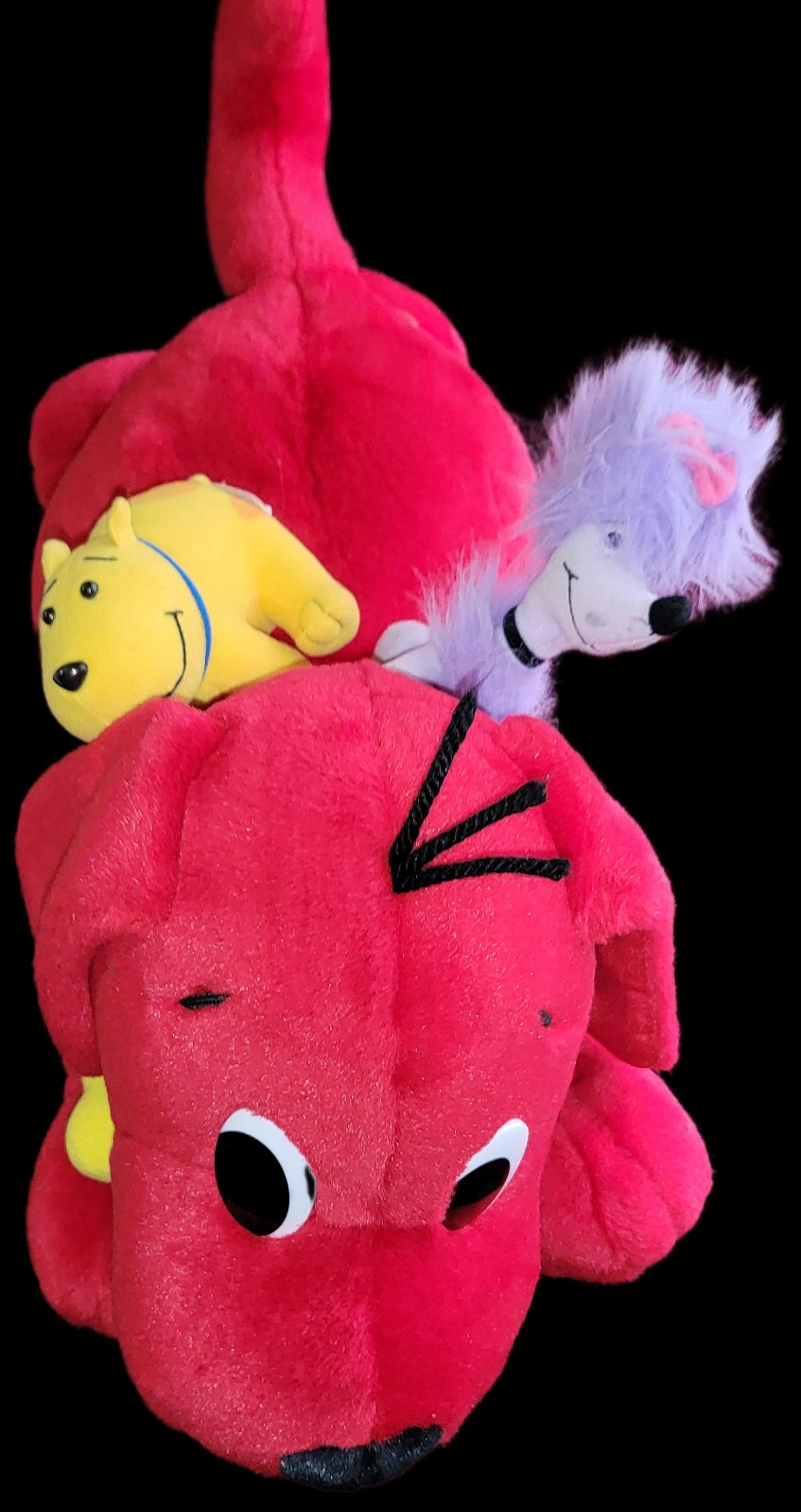 CLIFFORD THE BIG RED DOG XLARGE Y2K PLUSH DOG WITH FRIENDS RIDING WITH HIM