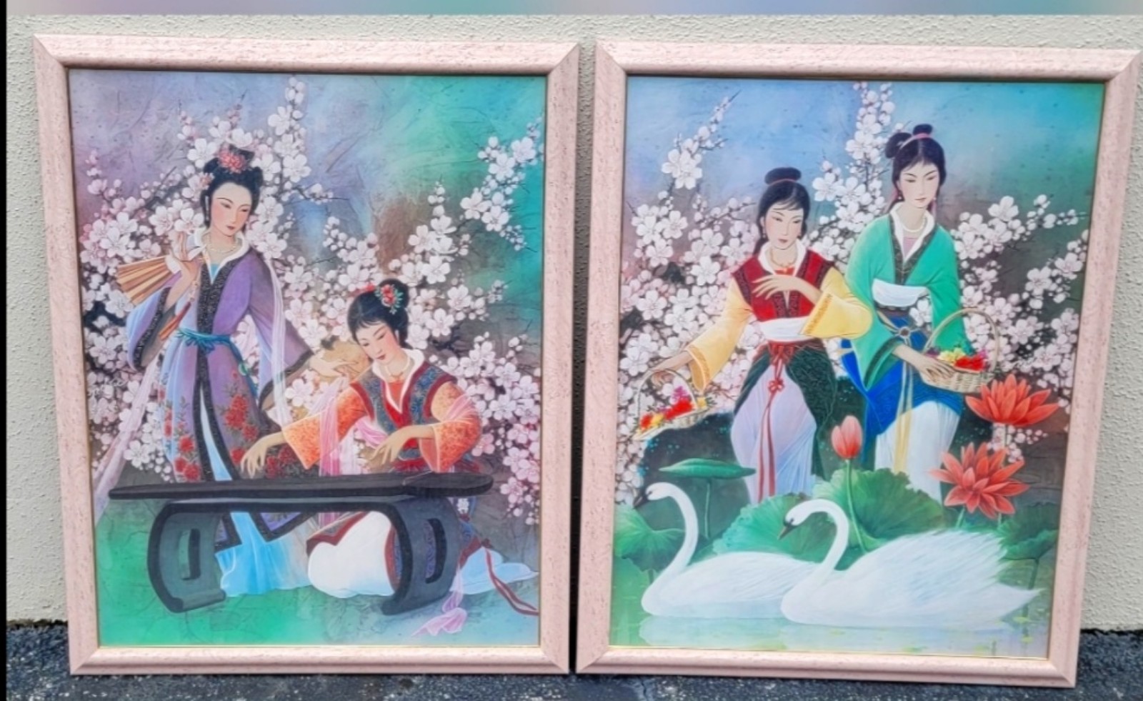 A PAIR OF VINTAGE JAPANESE ART WATER COLORS PRINTS 24x30 FRAMED
