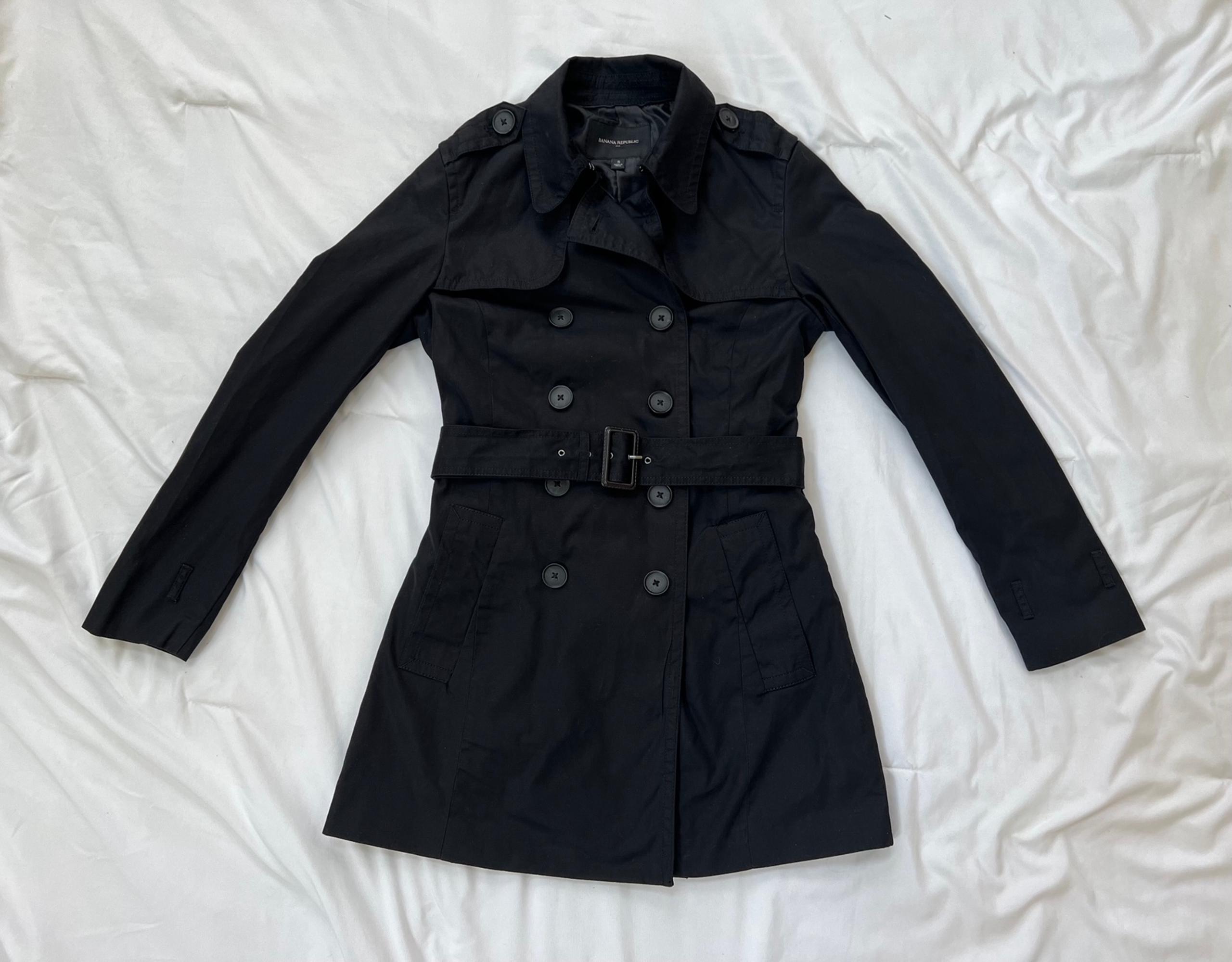 Banana Republic women’s size small black trench coat