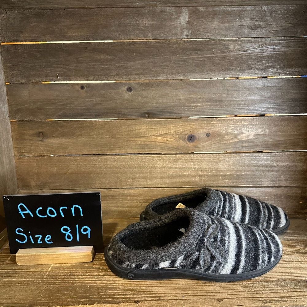 Womens ACORN Gray White Stripe Round Toe Dara Slip On Slipper Size 8-9 M GUC